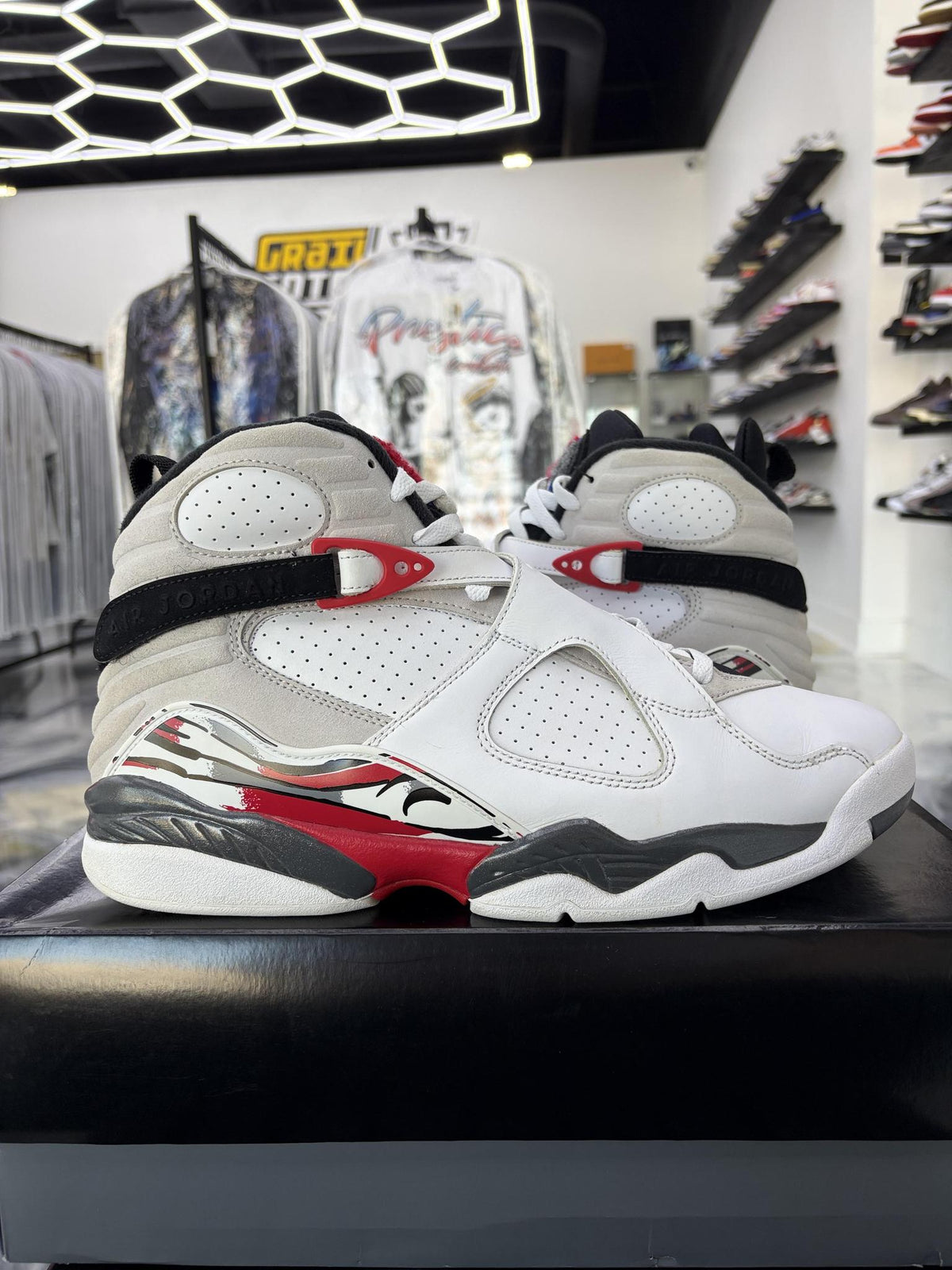 Jordan 8 "Bugs Bunny" Used Size 11.5