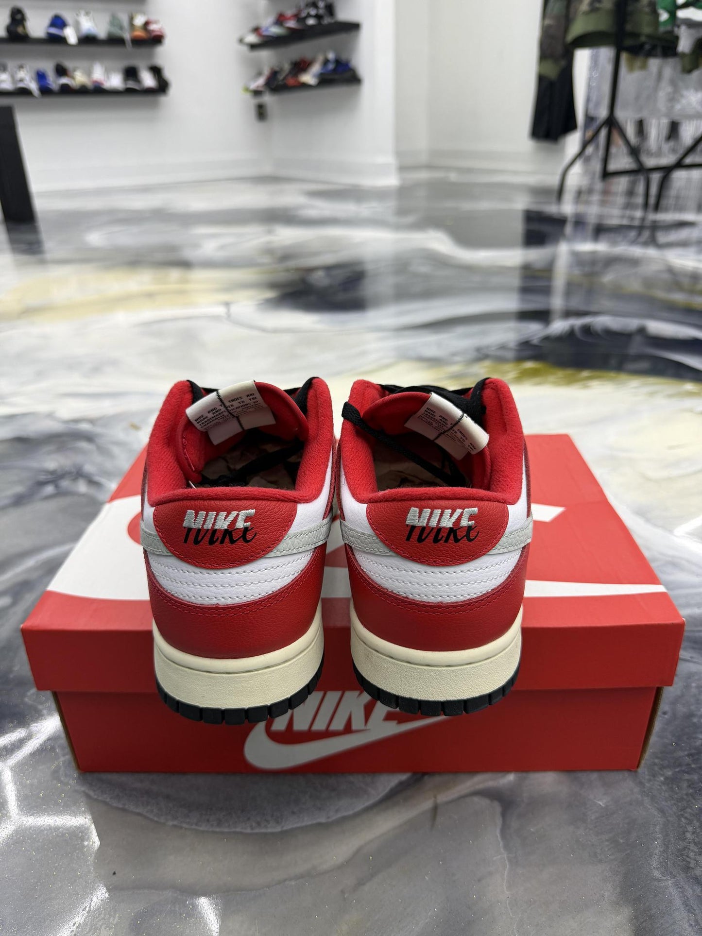 Nike Dunk Low Chicago Split Used Size 10