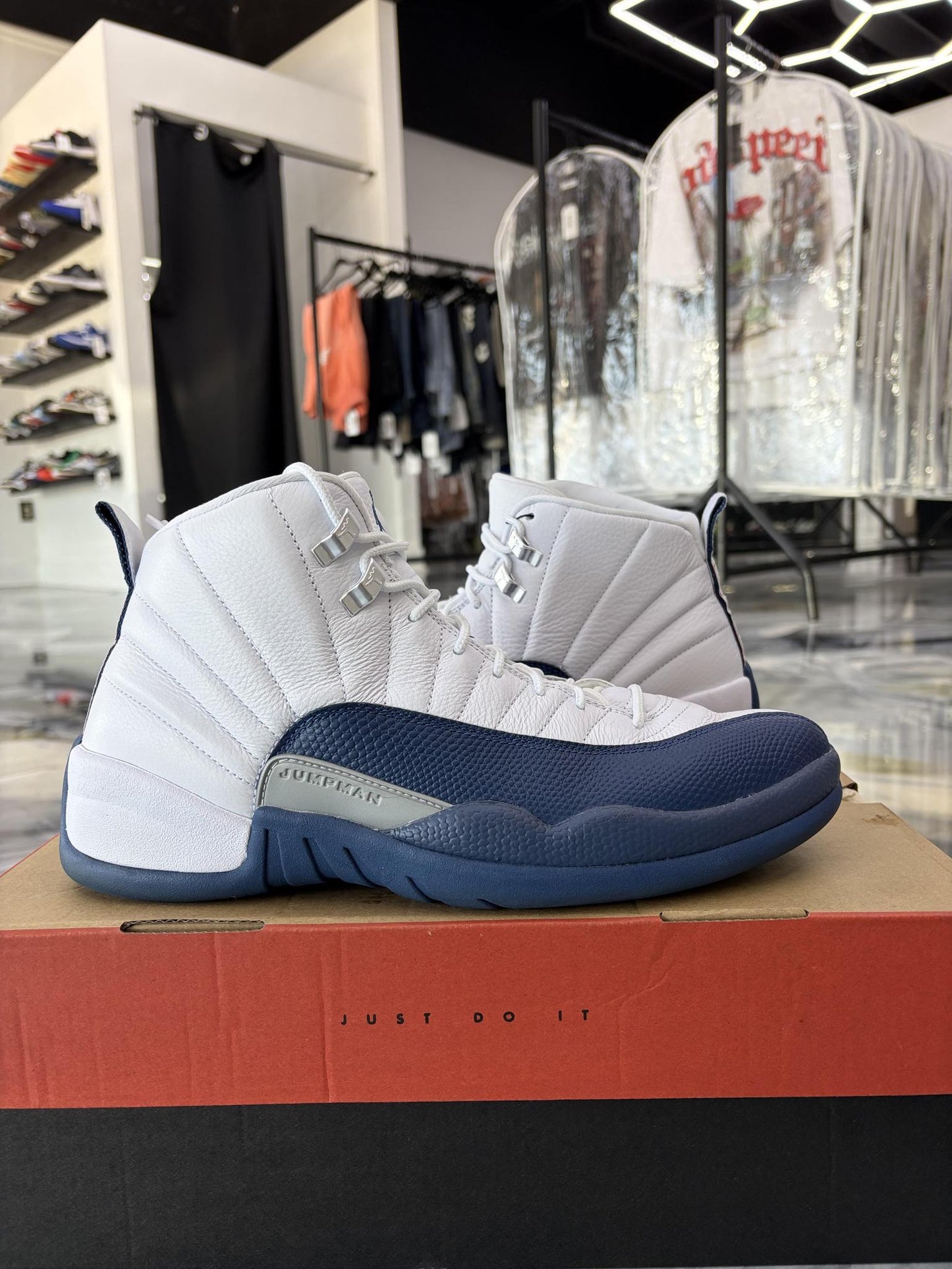 Jordan 12 "French Blue" Used Size 10.5