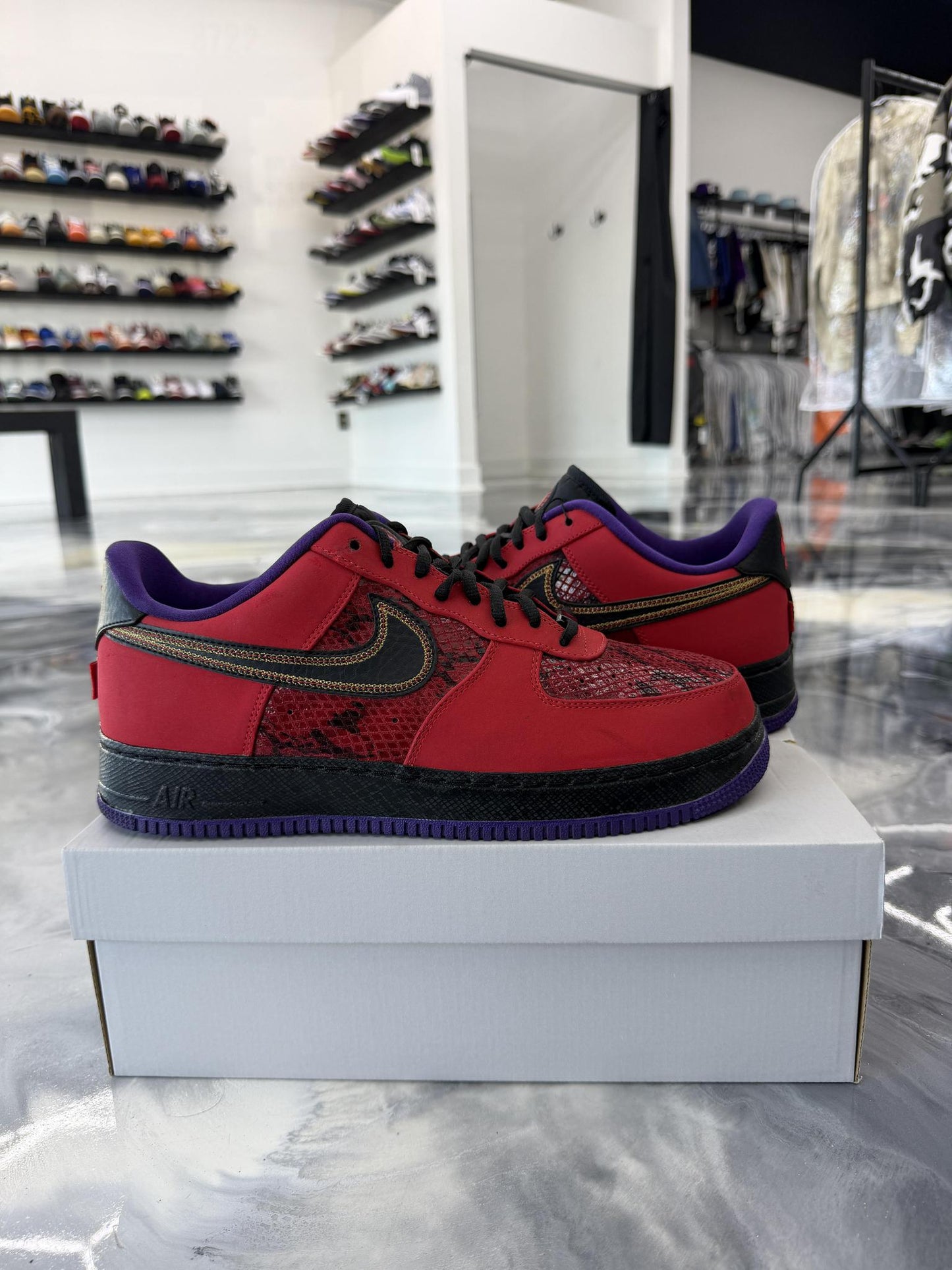 Air Force 1 low "Year Of The Snake" Used Size 11.5
