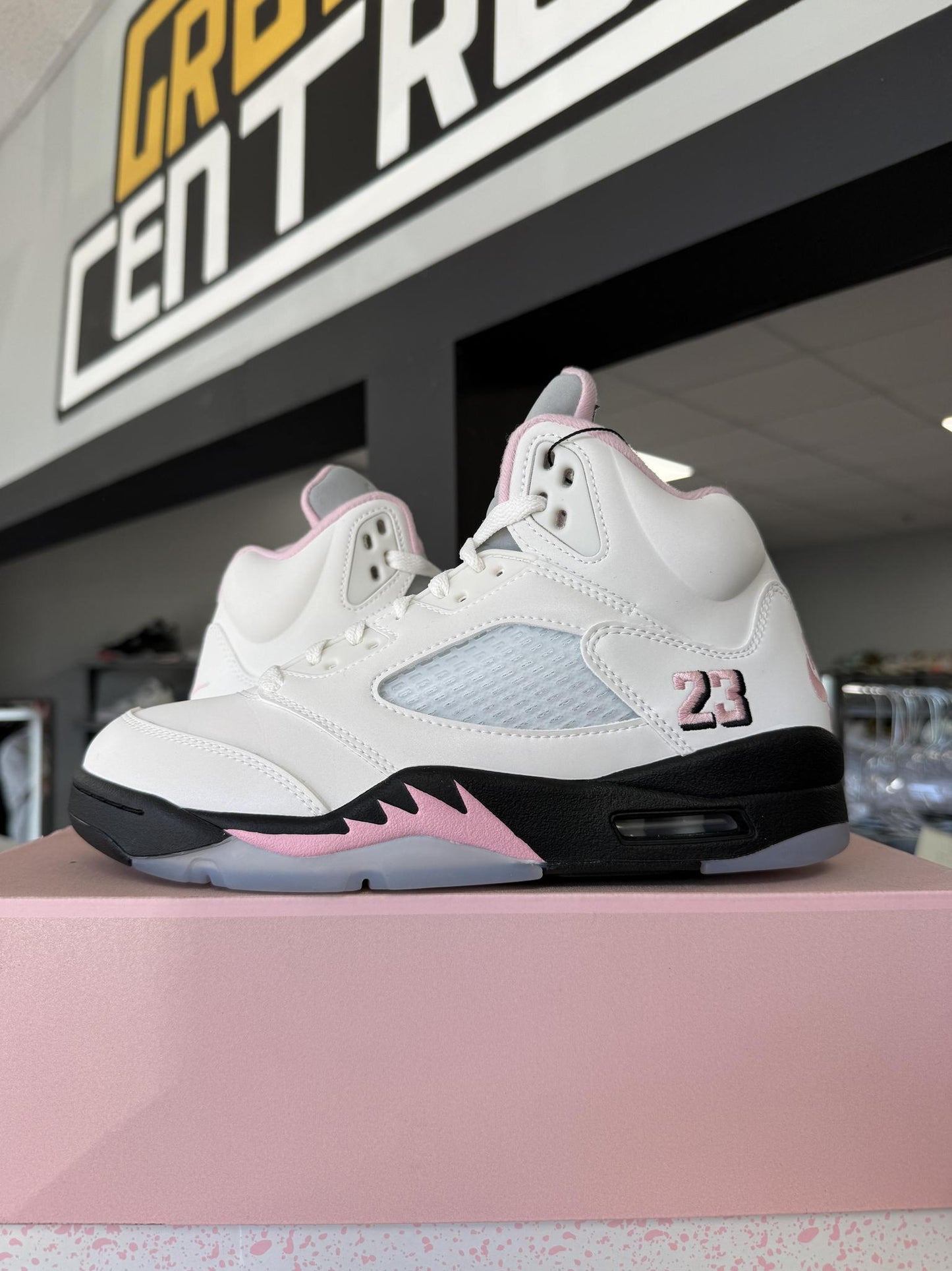 Jordan 5 "Soft Pink" Used Size 7Y/8.5W