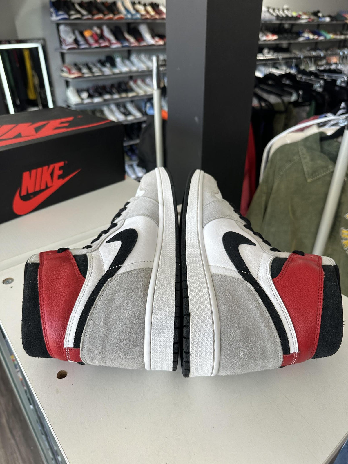 Jordan 1 "Smoke Grey" Used Size 12