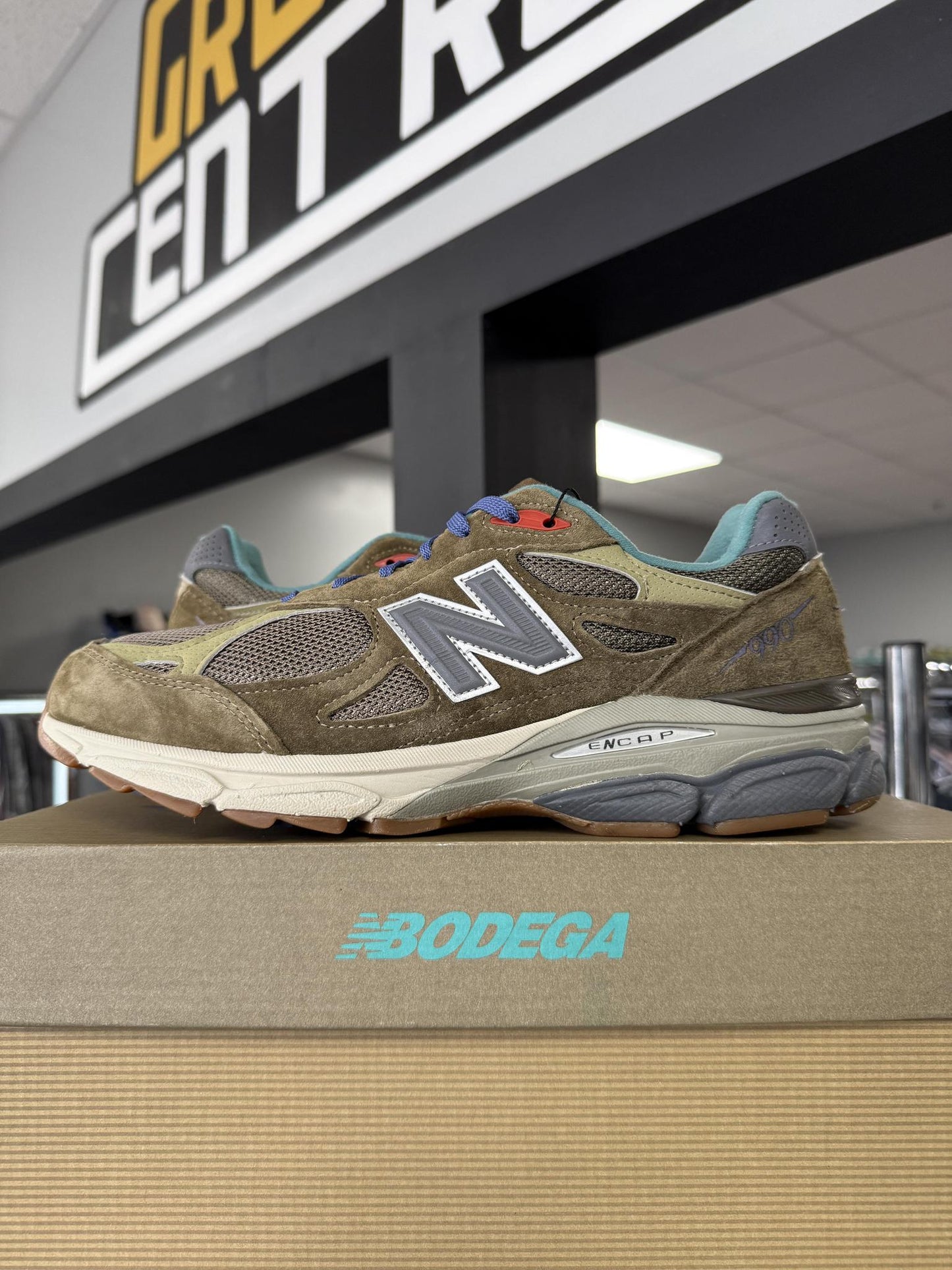 New Balance 990v3 x Bodega "Here To Stay" Used Size 8
