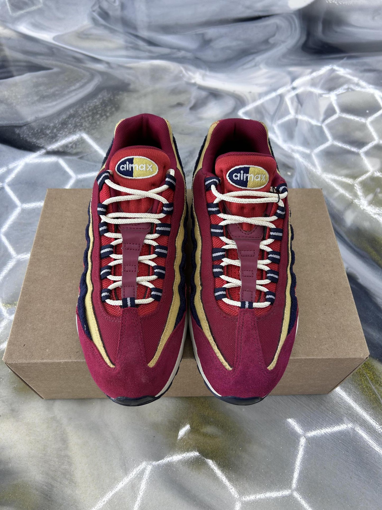 Nike Air Max 95 "Red Navy Gold" Size 8.5