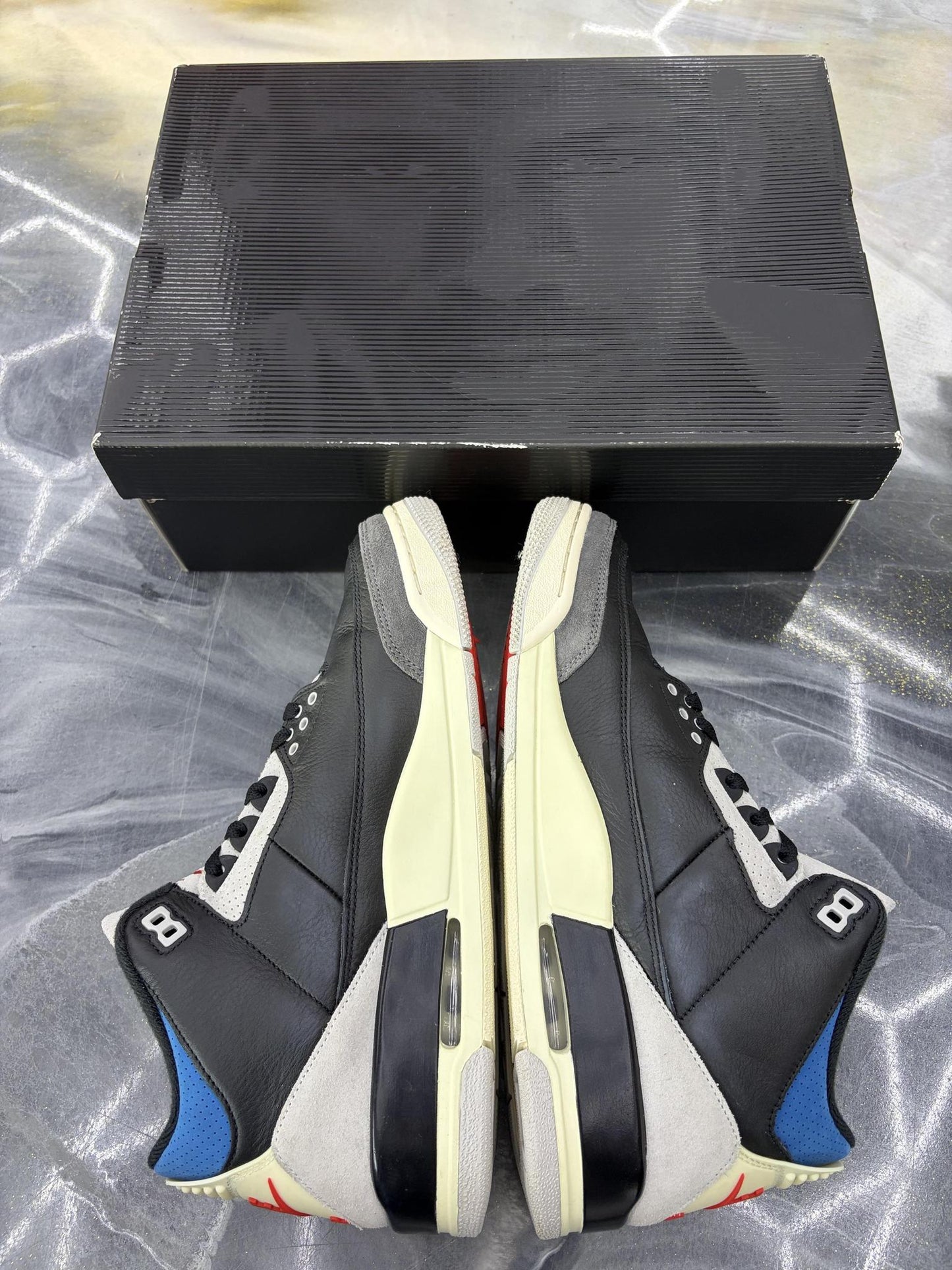 Jordan 3 "Rare Air" Used Size 10.5