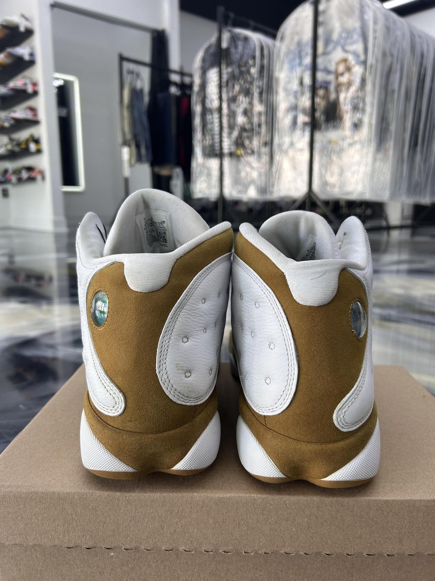 Jordan 13 "Wheat" Used Size 13