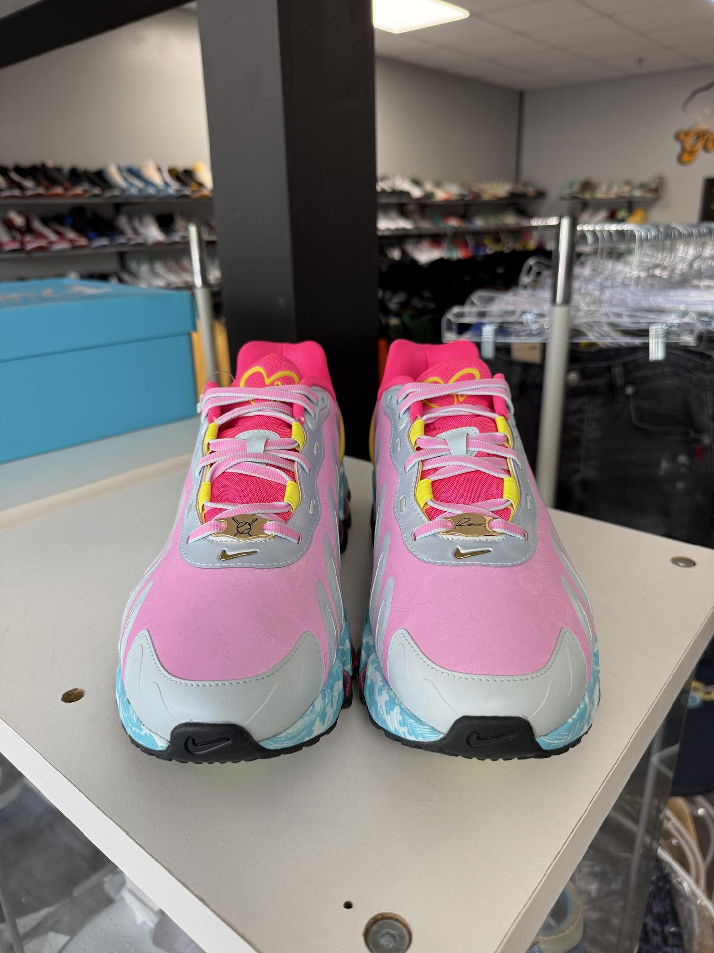 Nike Air Max DN8 "Doernbecher" Used Size 10.5