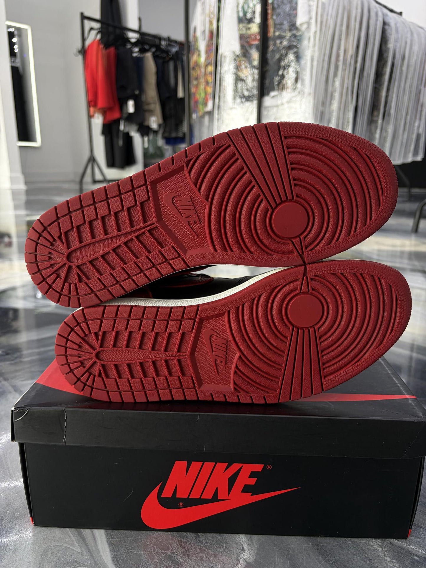 Jordan 1 "Bred 2016" Used Size 9.5