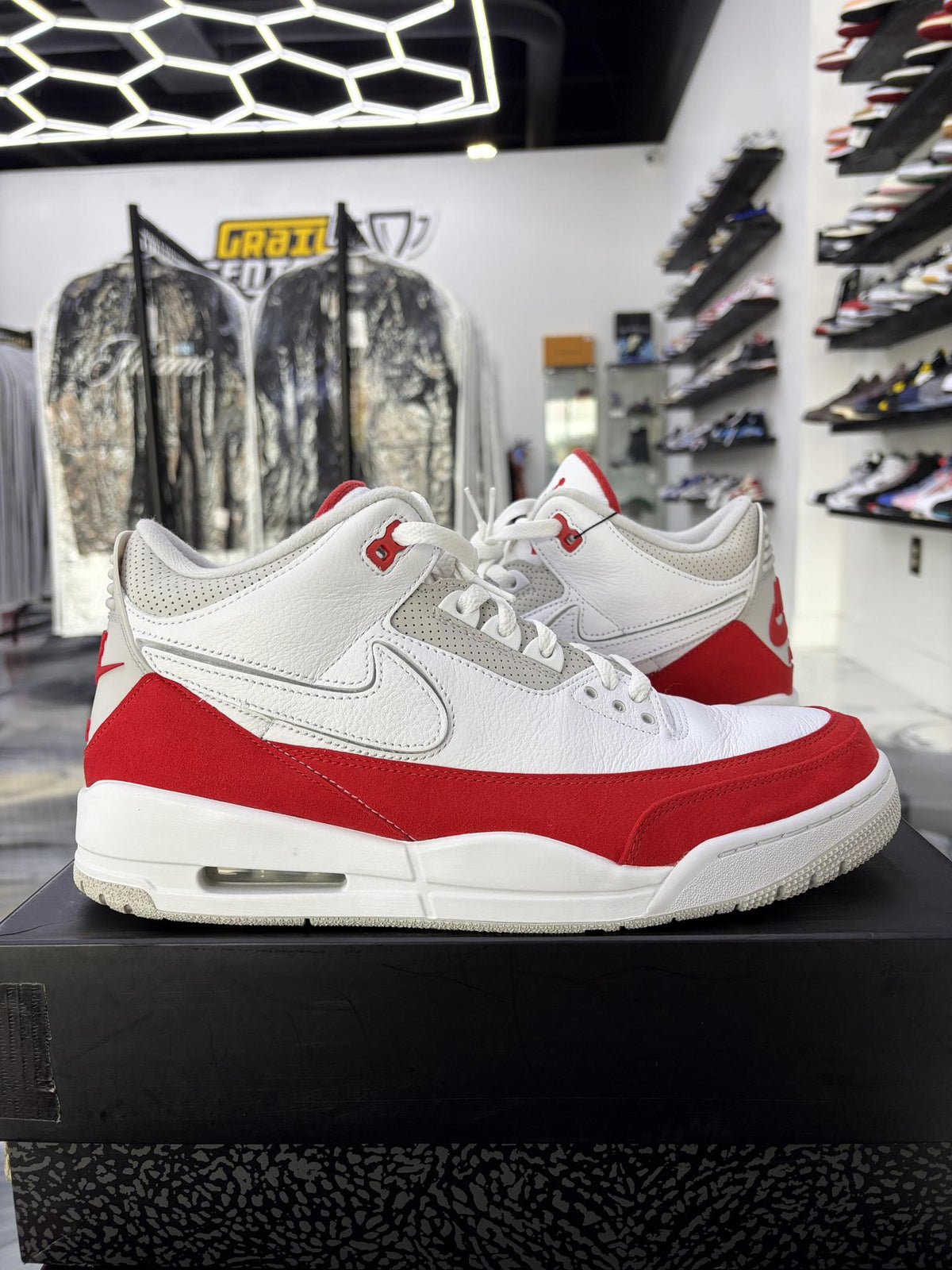 Jordan 3 "Tinker Red" Used Size 12