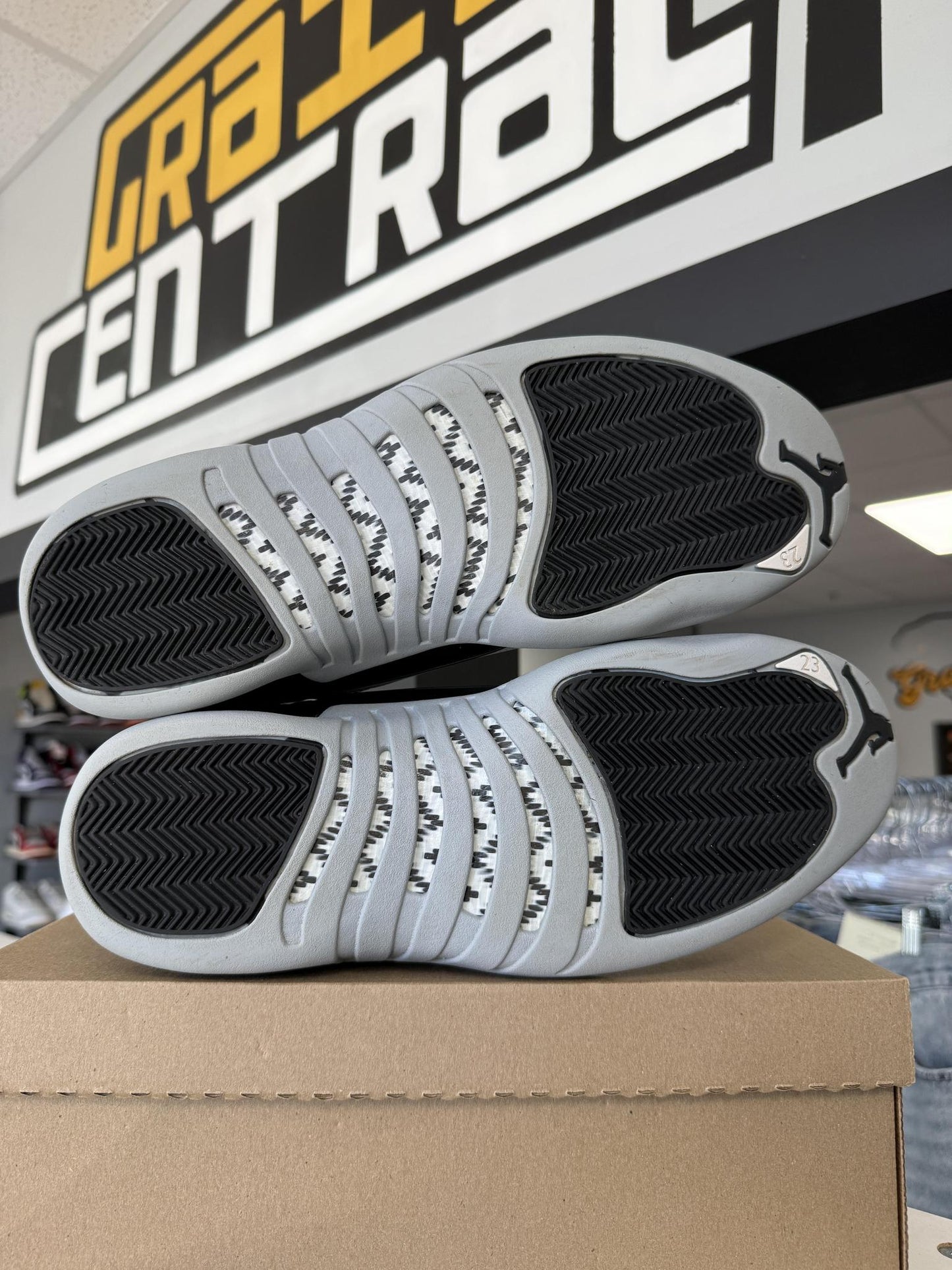 Jordan 12 "Barons" Used Size 13