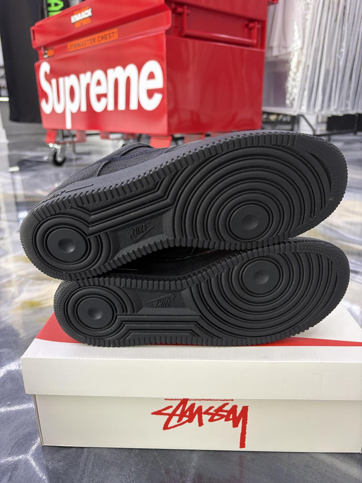 Nike Air Force 1 "Stussy Black" Used Size 9