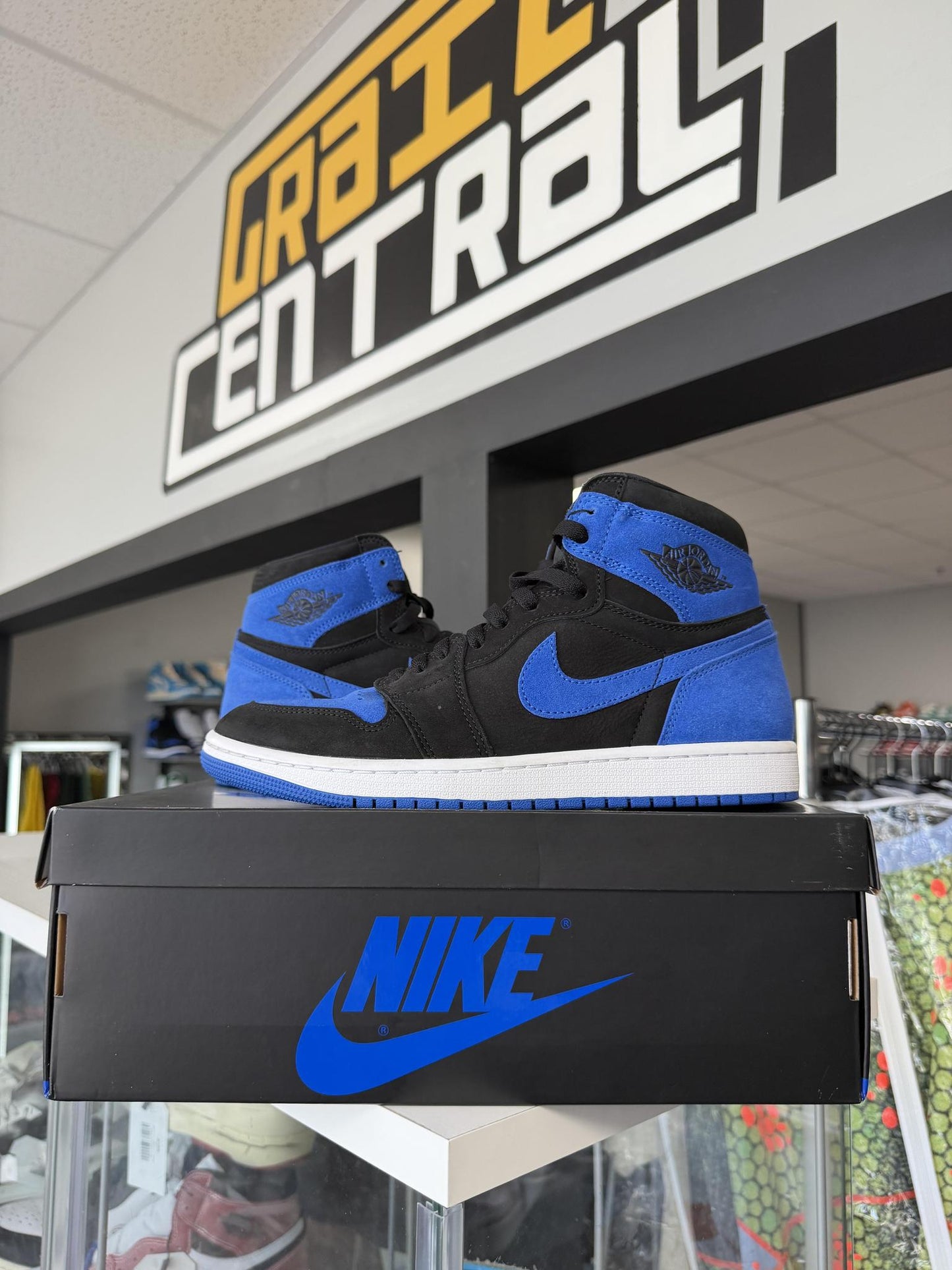 Jordan 1 "Royal Reimagined" Used Size 10