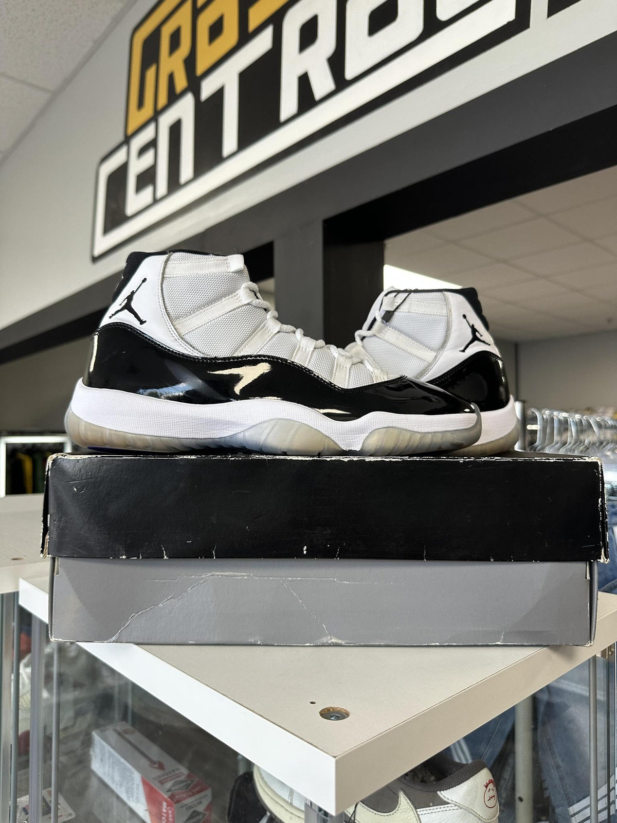 Jordan 11 "Concord" Used Size 11