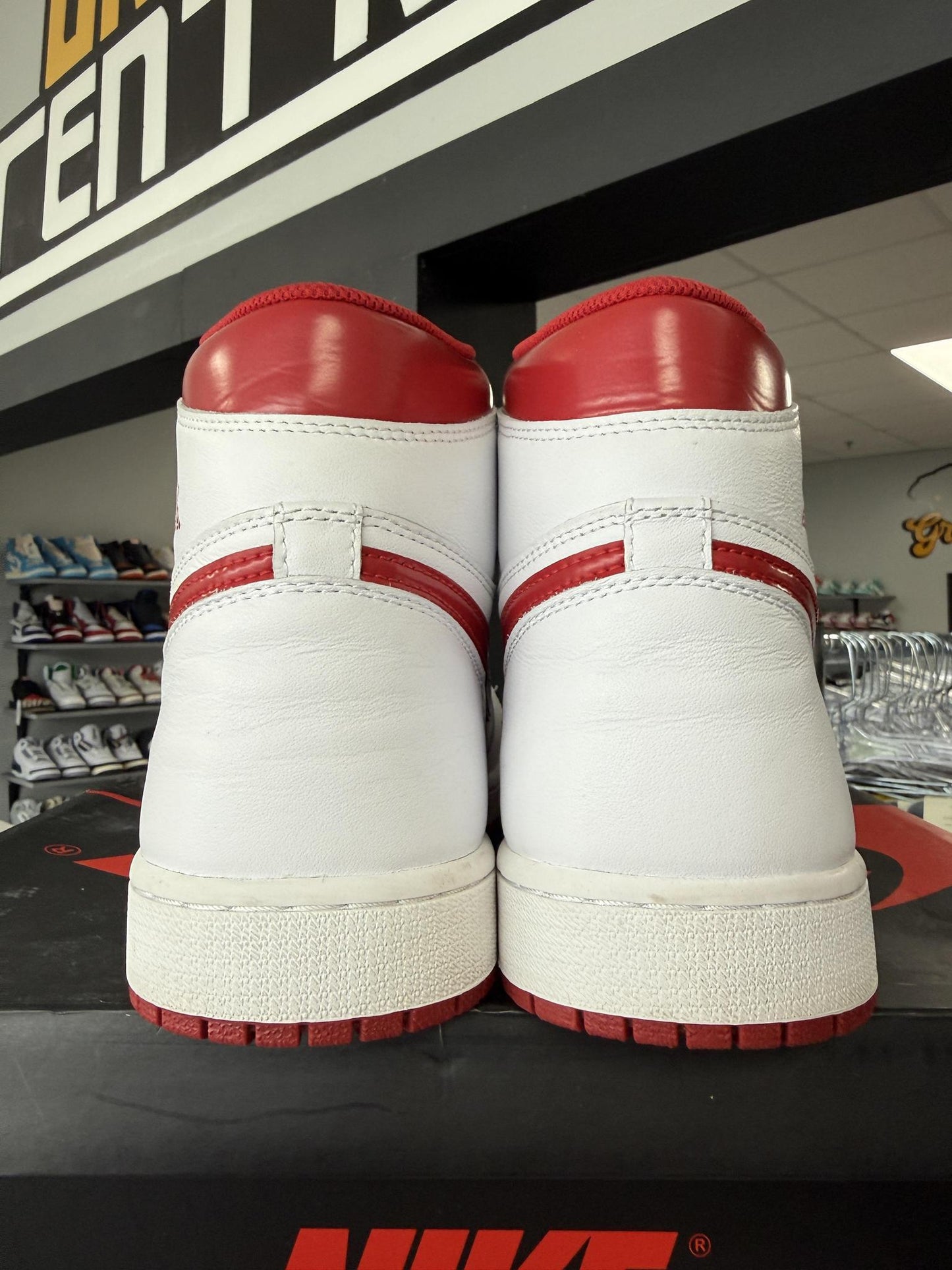 Jordan 1 "Metallic Red" Used Size 13