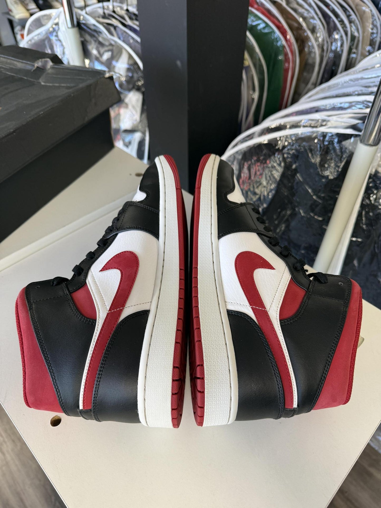 Jordan 1 Mid "Track Red" Used Size 12