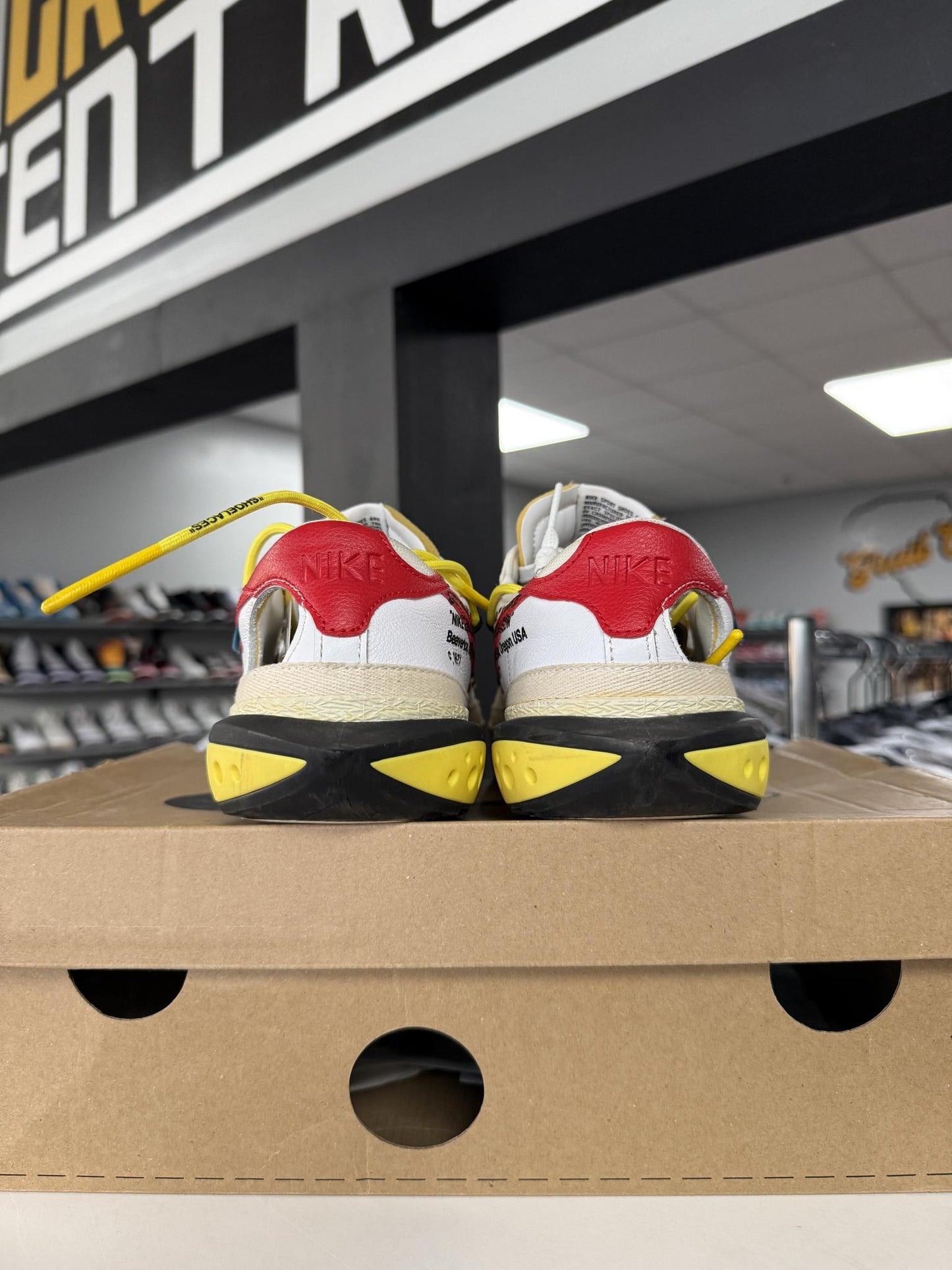 Nike Blazer Low x Off White "University Red" Used Size 11