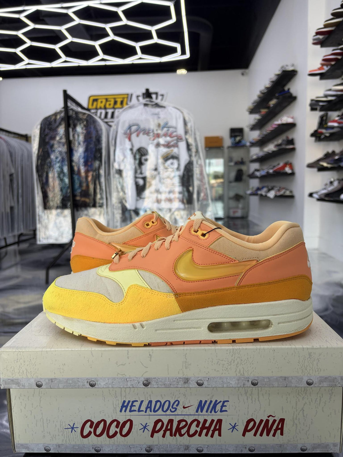 Nike Air Max 1 Puerto Rico "Orange Frost" Used Size 12