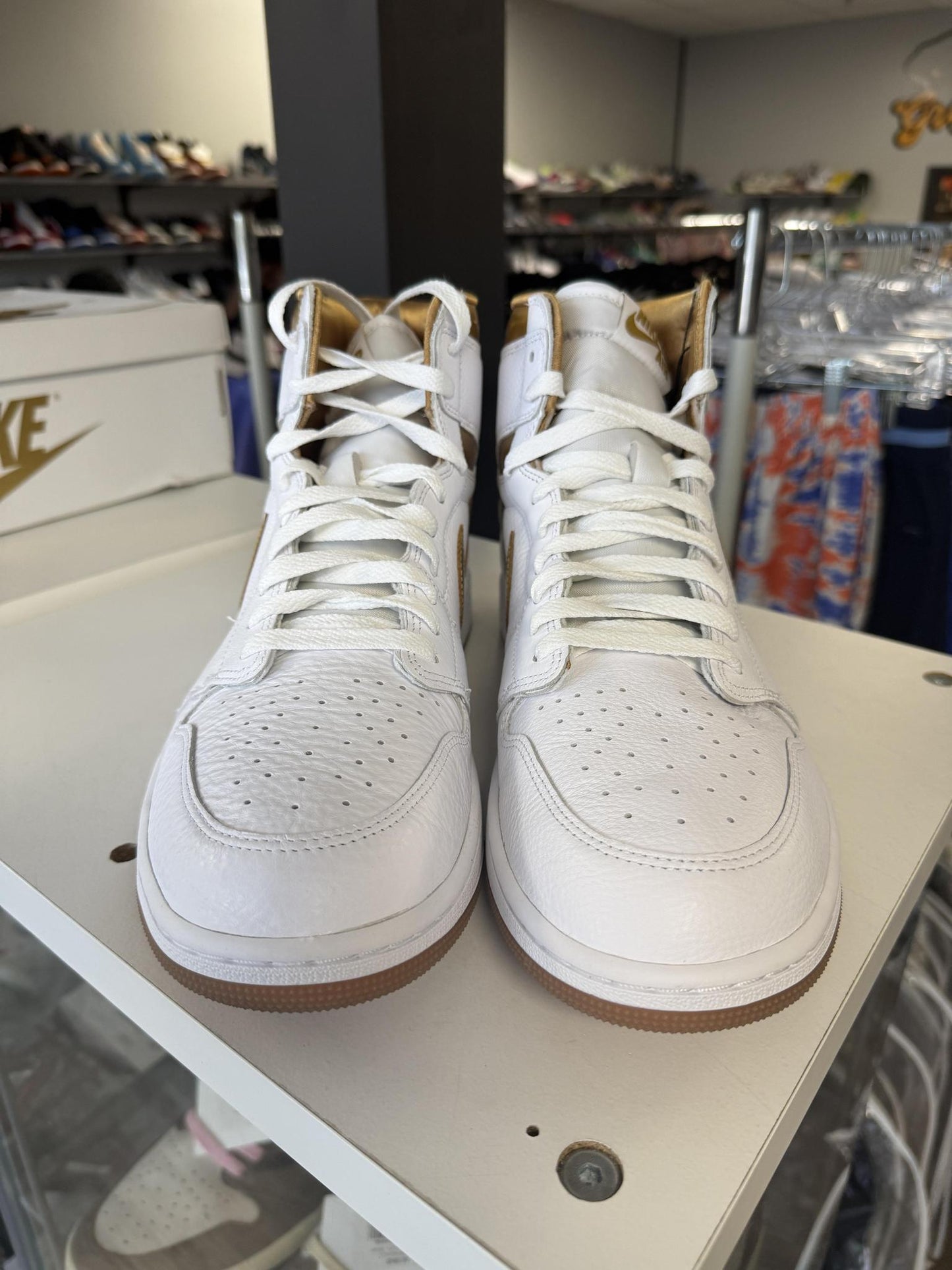 Jordan 1 "Metallic Gold" Used Size 13