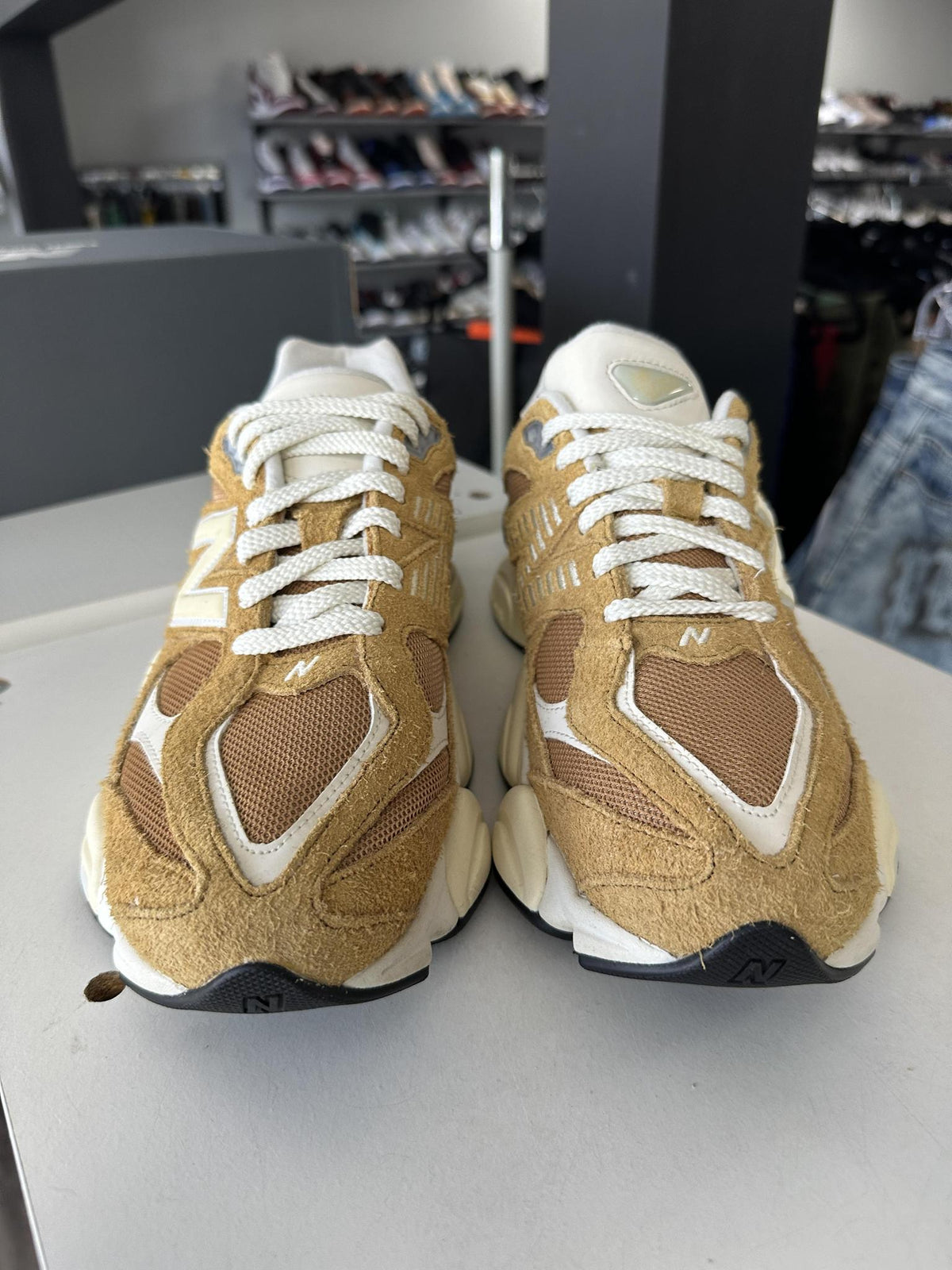 New Balance 9060 Great Plains Used