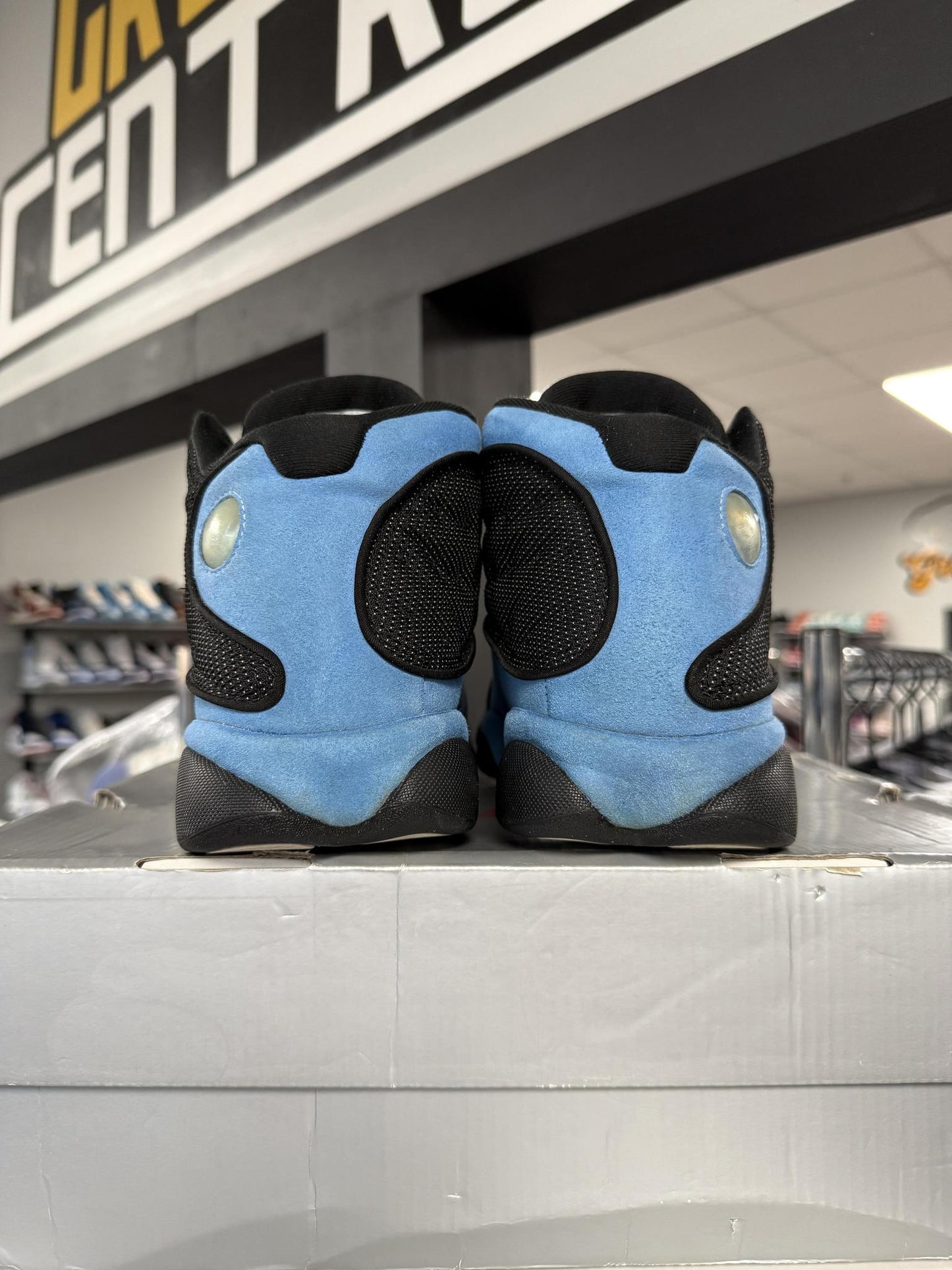 Jordan 13 "UNC" Used Size 10.5