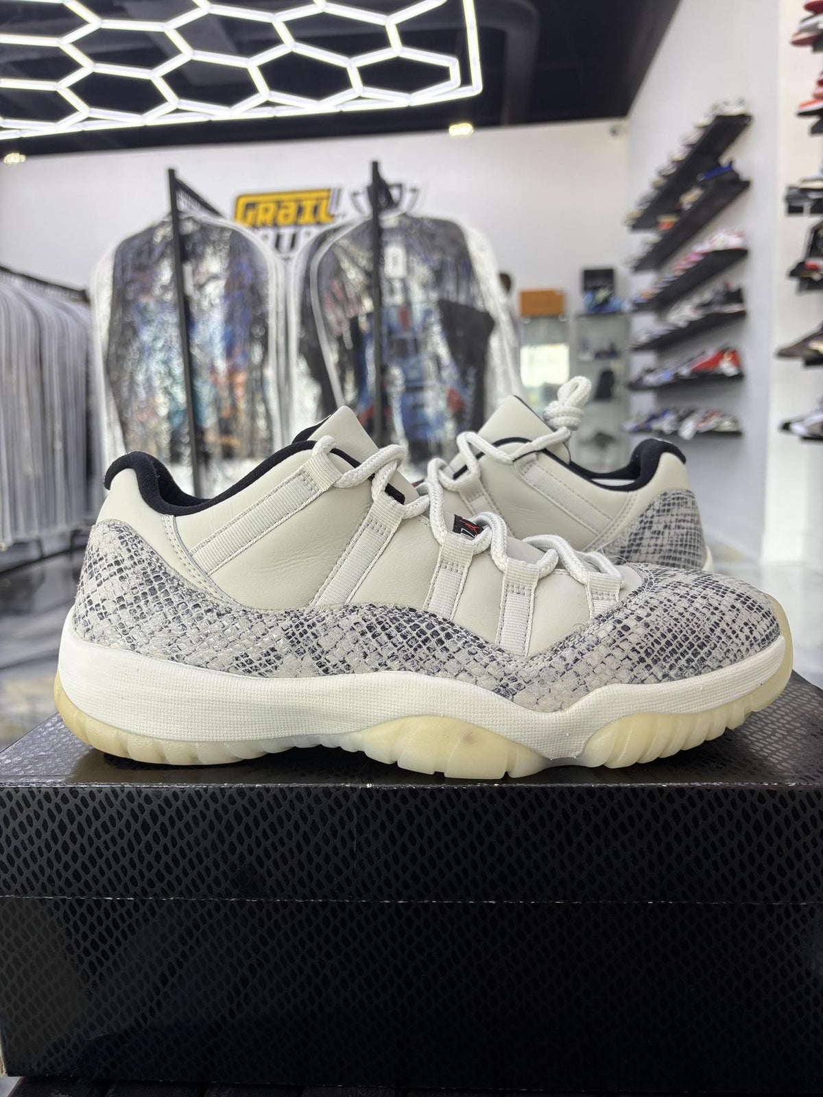 Jordan 11 Low "Snakeskin" Used Size 9