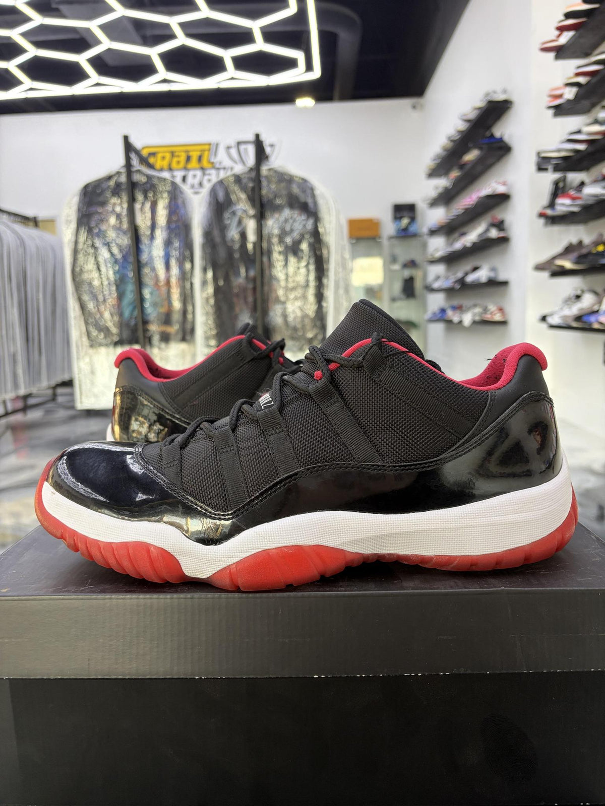 Jordan 11 Low "Bred" Used Size 12