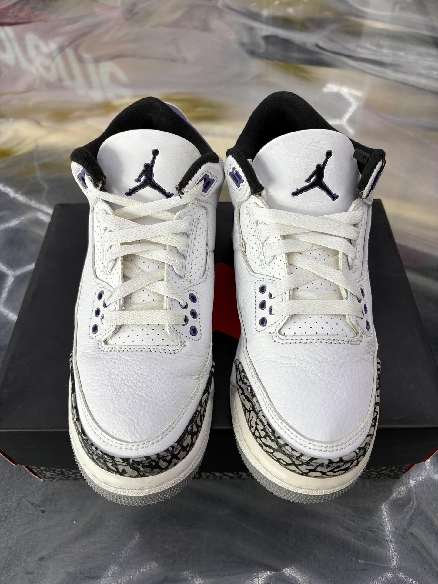 Jordan 3 "Dark Iris" Used Size 7Y/8.5W