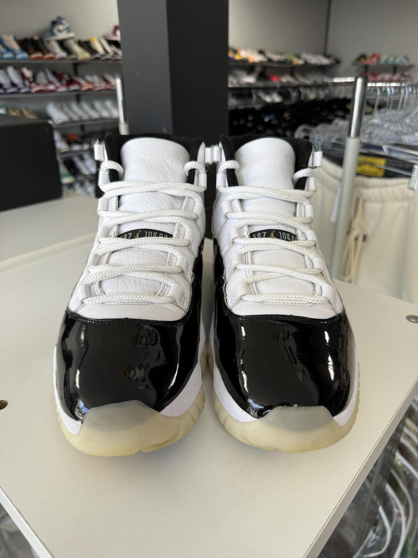 Jordan 11 "Gratitude" Used Size 11