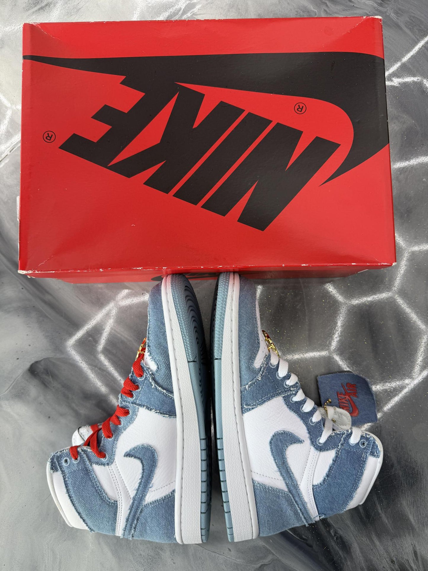 Jordan 1 "Denim" Size 6.5/8W
