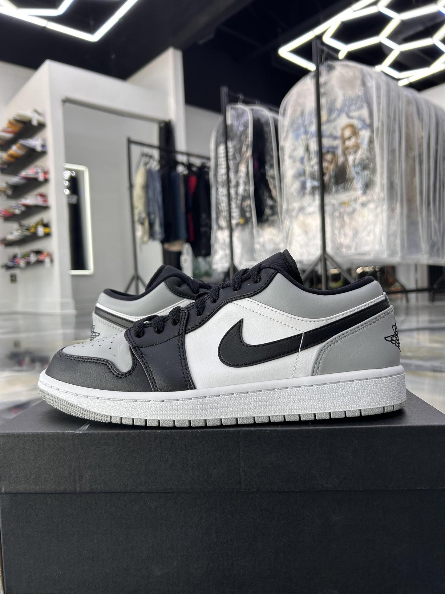 Jordan 1 Low "Shadow Toe" Used Size 9