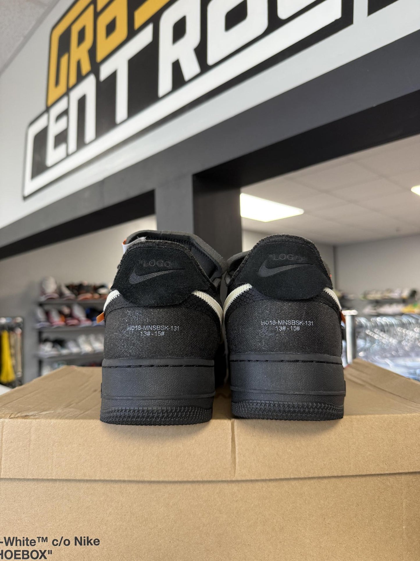 Nike Off White Air Force 1 "Black" Used Size 14