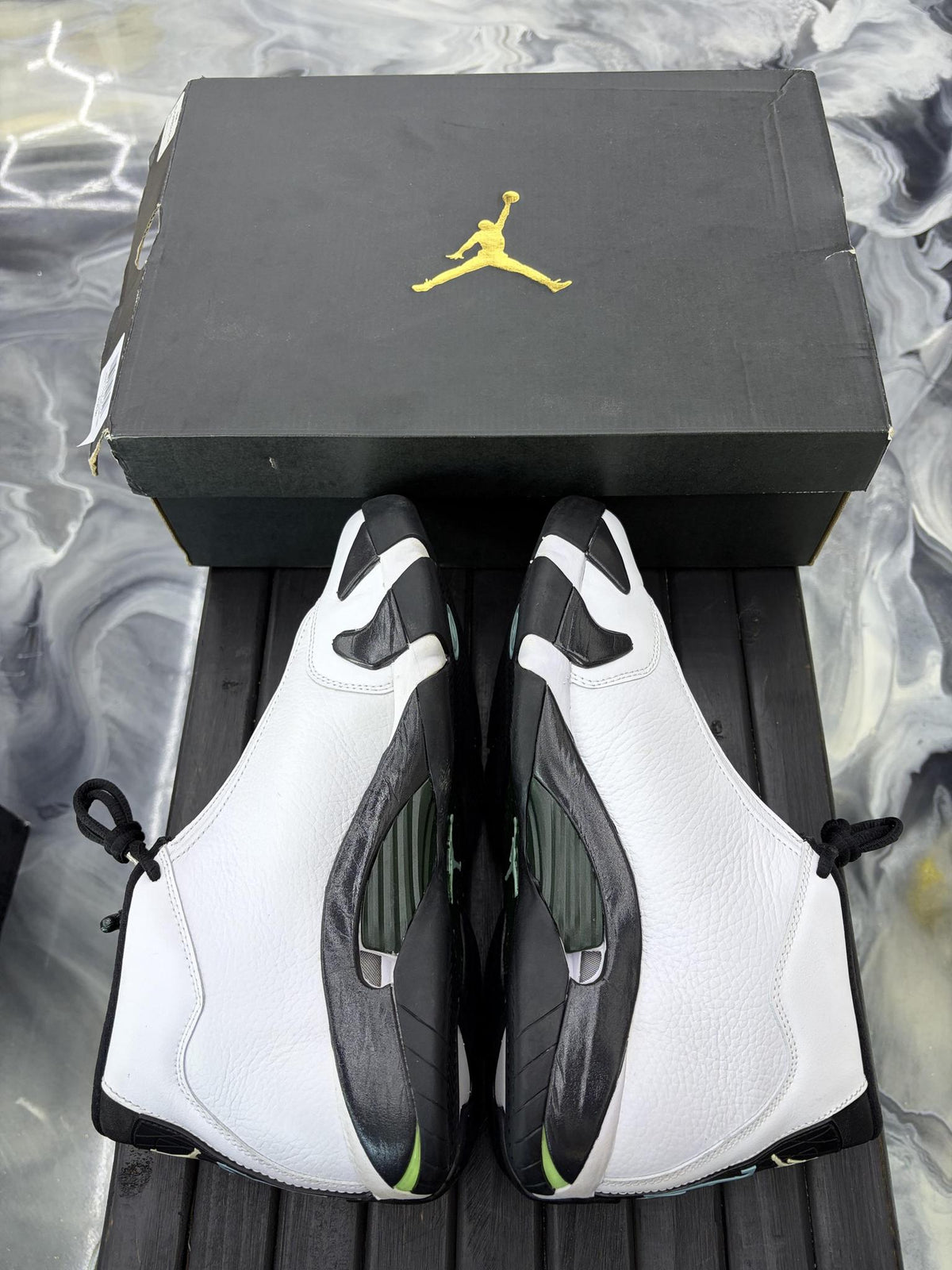 Jordan 14 "Oxidized Green" Used Size 10.5