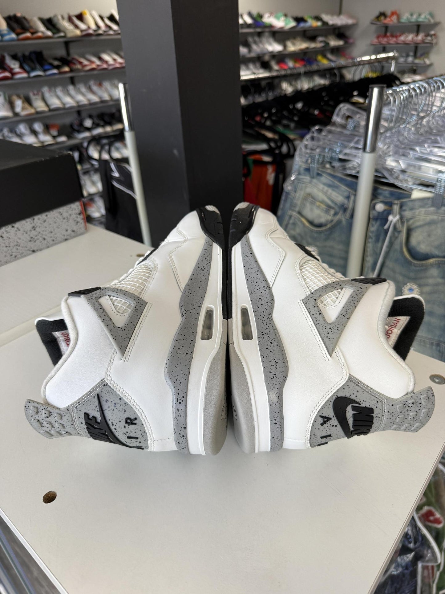 Jordan 4 "White Cement" Used Size 11.5