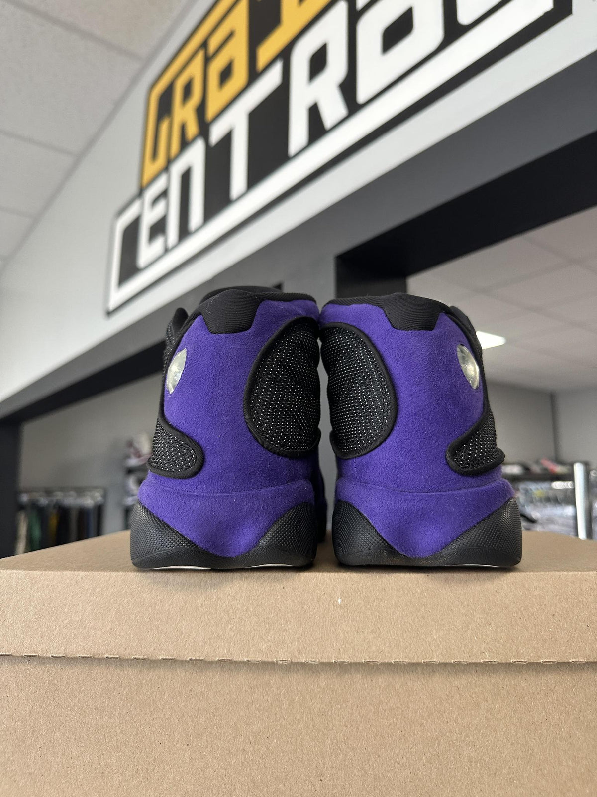 Jordan 13 Court Purple Used