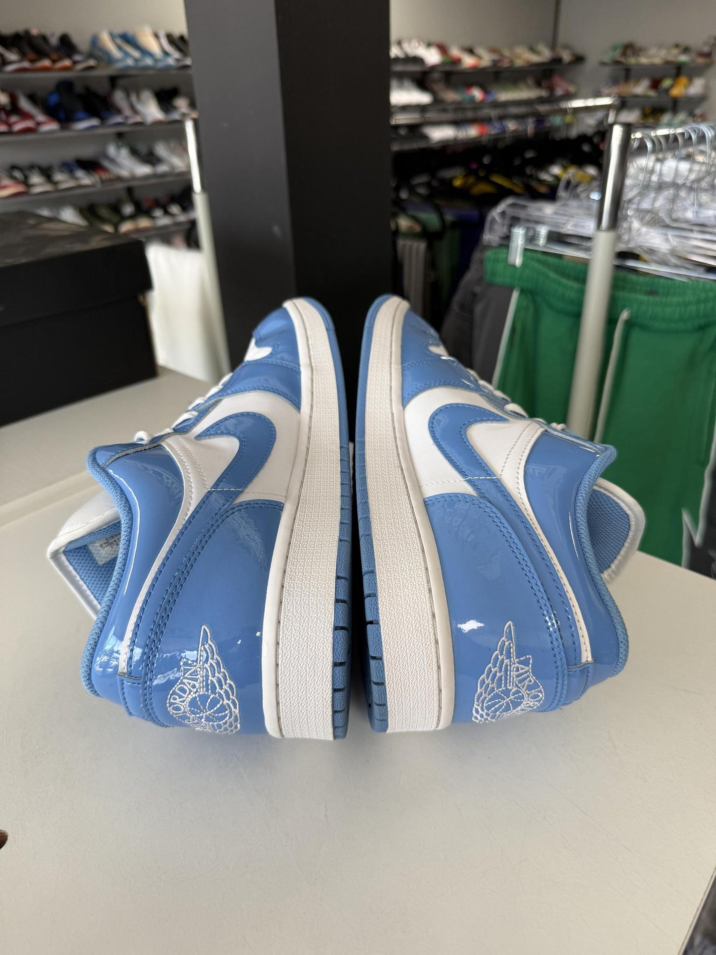 Jordan 1 Low "Legend Blue" Used Size 12