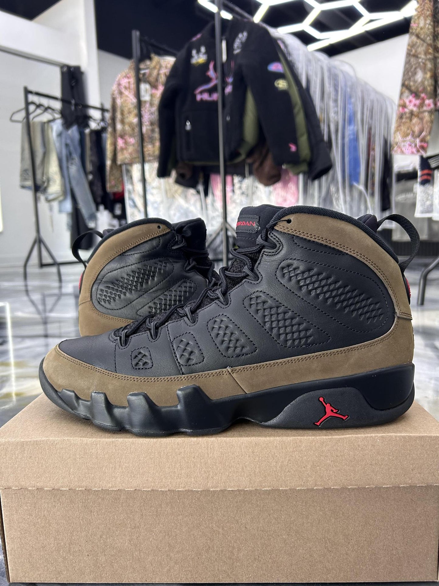 Jordan 9 "Olive" Used Size 13