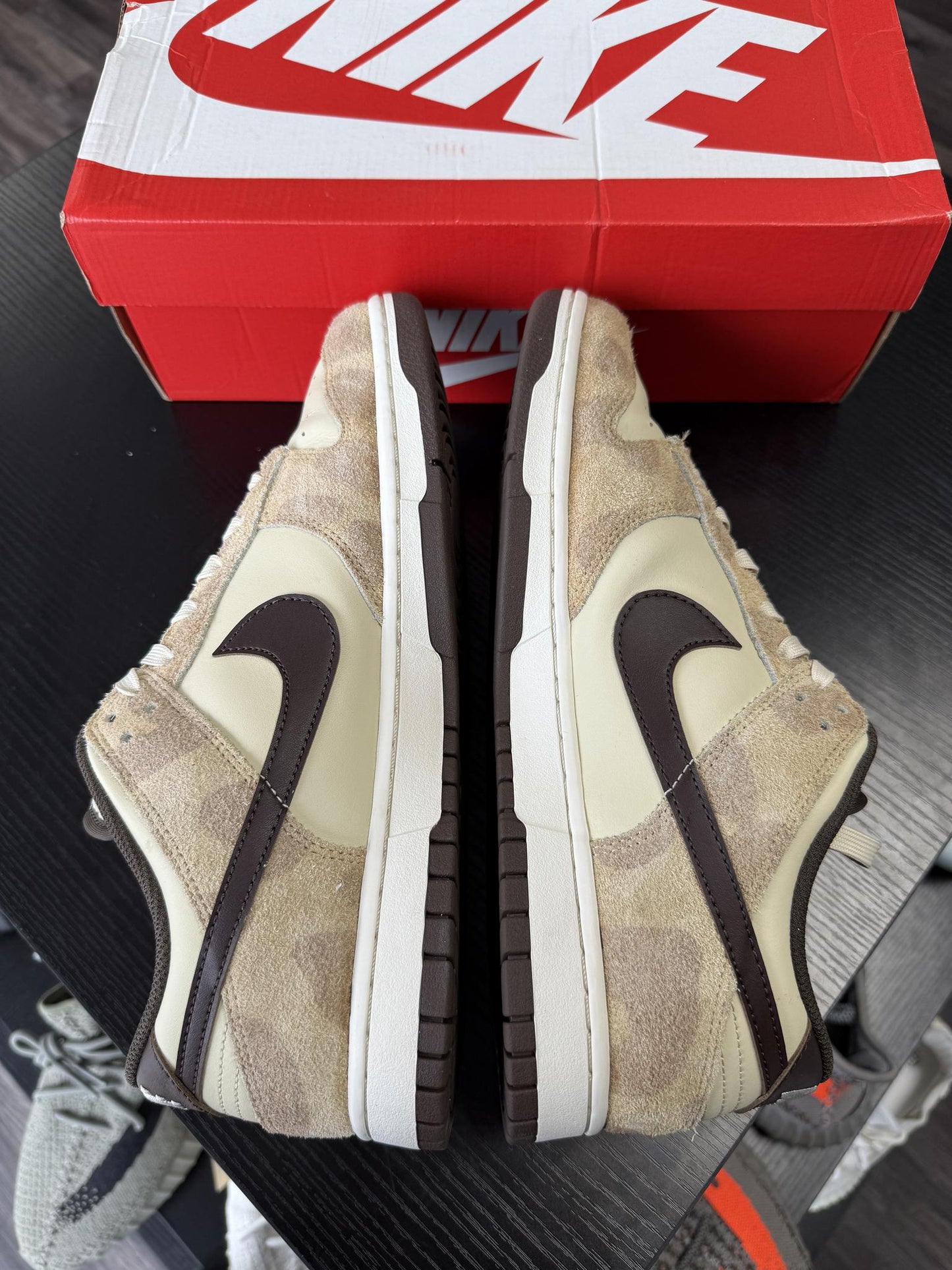 Nike Dunk Low "Animal Pack Giraffe" Used Size 11.5