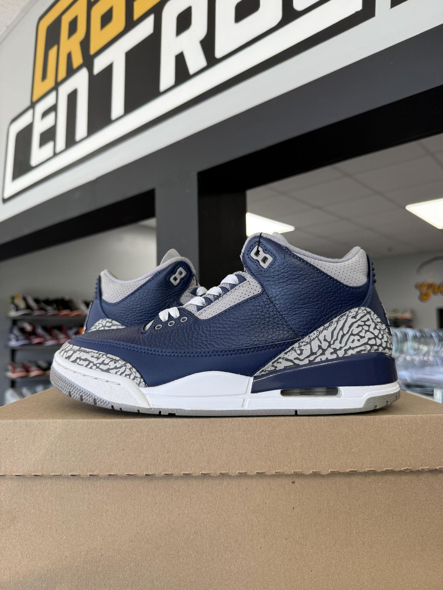 Jordan 3 "Georgetown" Used Size 8