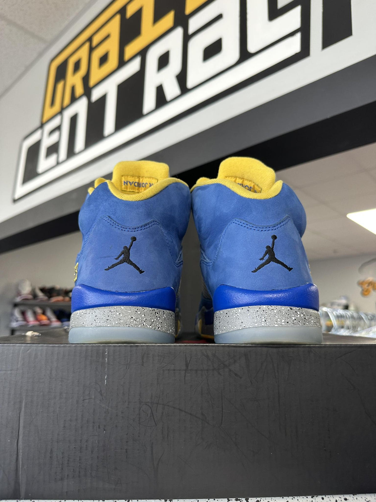 Jordan 5 "Laney" Used Size 12