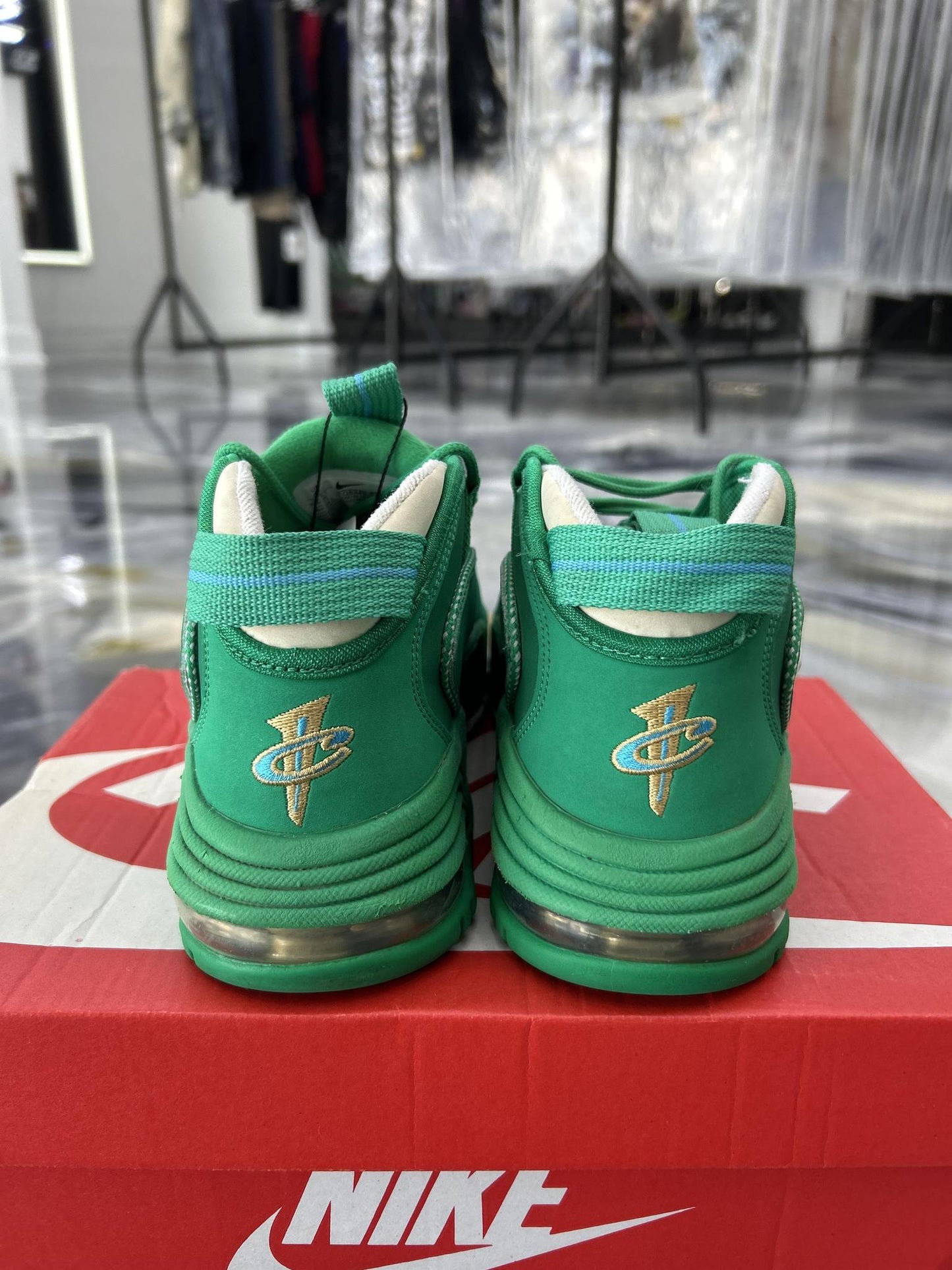 Nike Air Penny "Green Gold" Used Size 4Y/5.5W