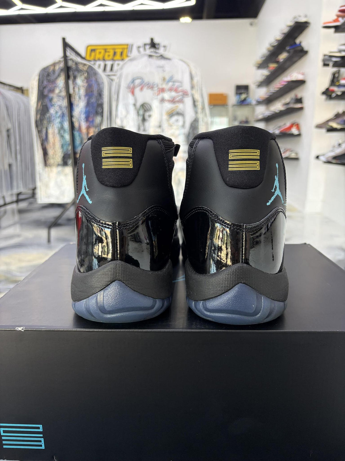 Jordan 11 "Gamma" Used Size 12