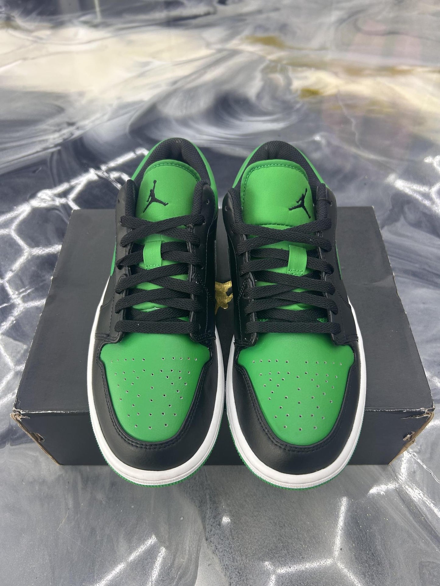 Jordan 1 Low "Black Green" Size 9