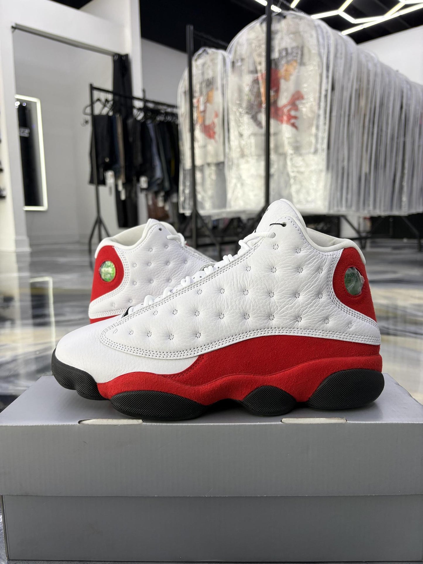 Jordan 13 "Chicago" Used Size 9