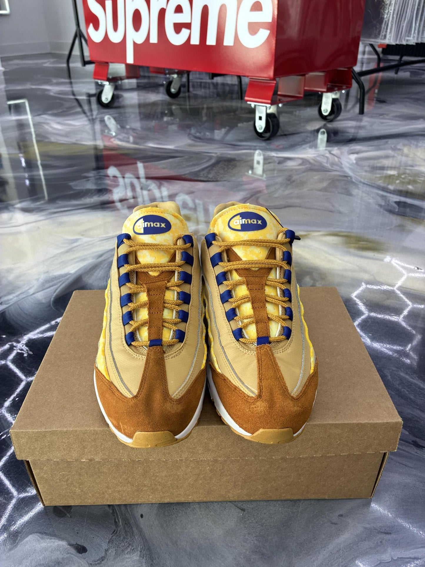 Nike Air Max 95 "Twine" Used Size 9