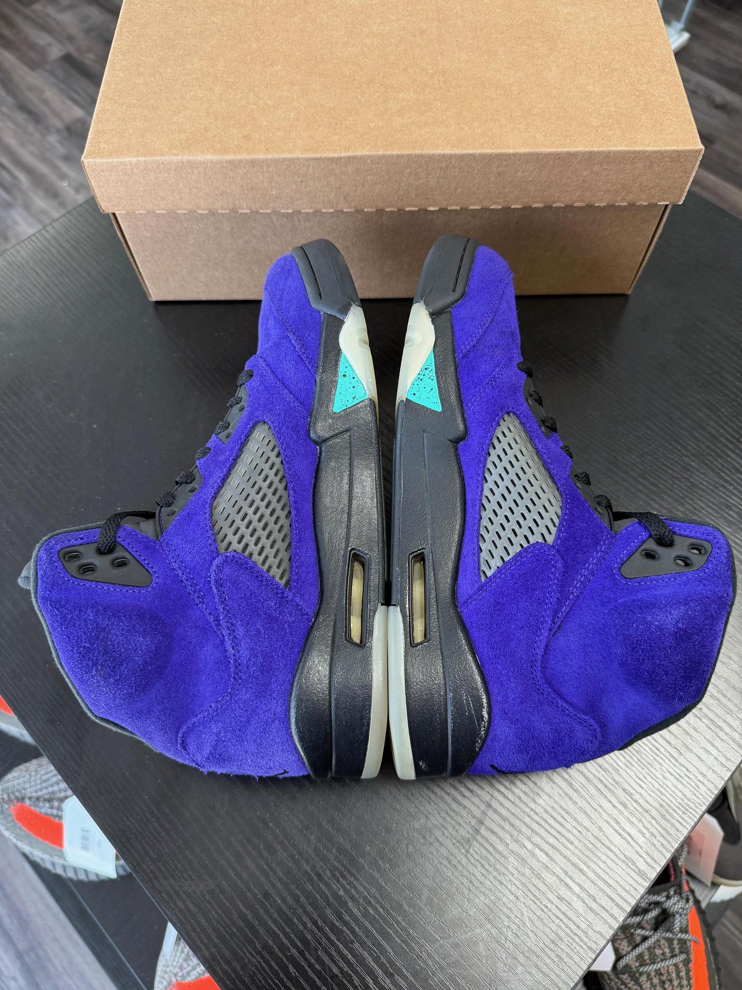 Jordan 5 "Alternate Grape" Used Size 9.5