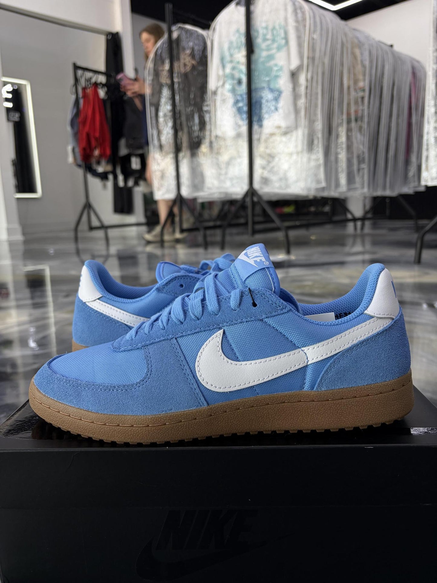 Nike Field "General University Blue" Used Size 9.5