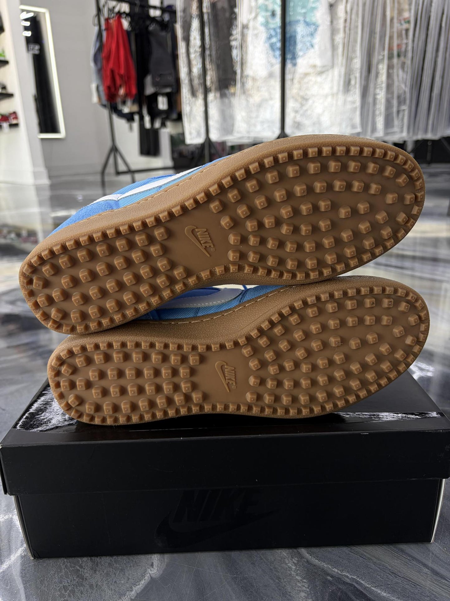 Nike Field "General University Blue" Used Size 9.5