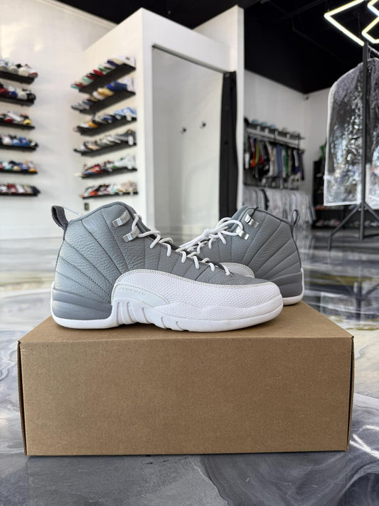 Jordan 12 Stealth Used Size 7Y/8.5W