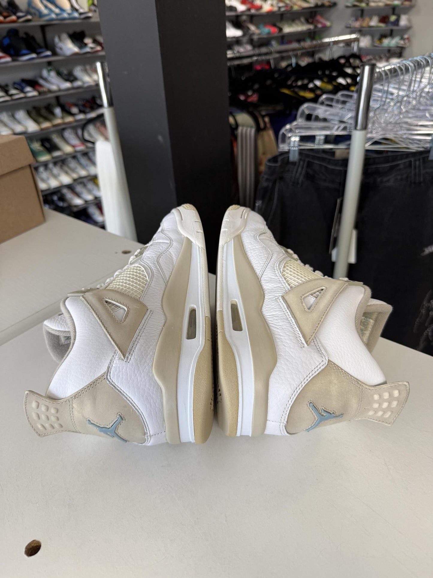 Jordan 4 "Sand" Used Size 7.5