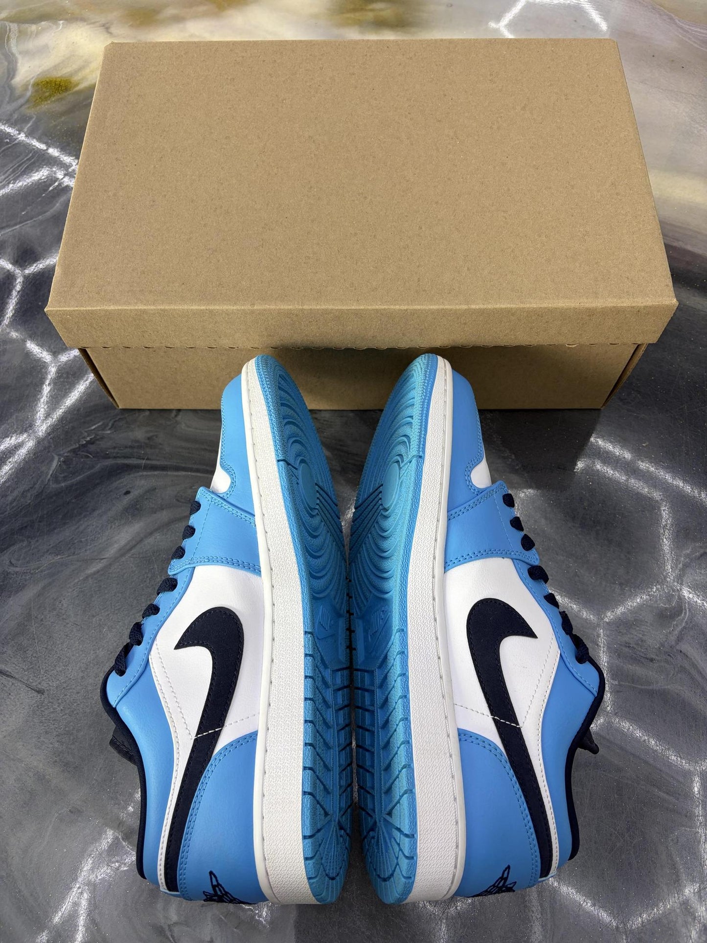 Jordan 1 Low "UNC" Used Size 10